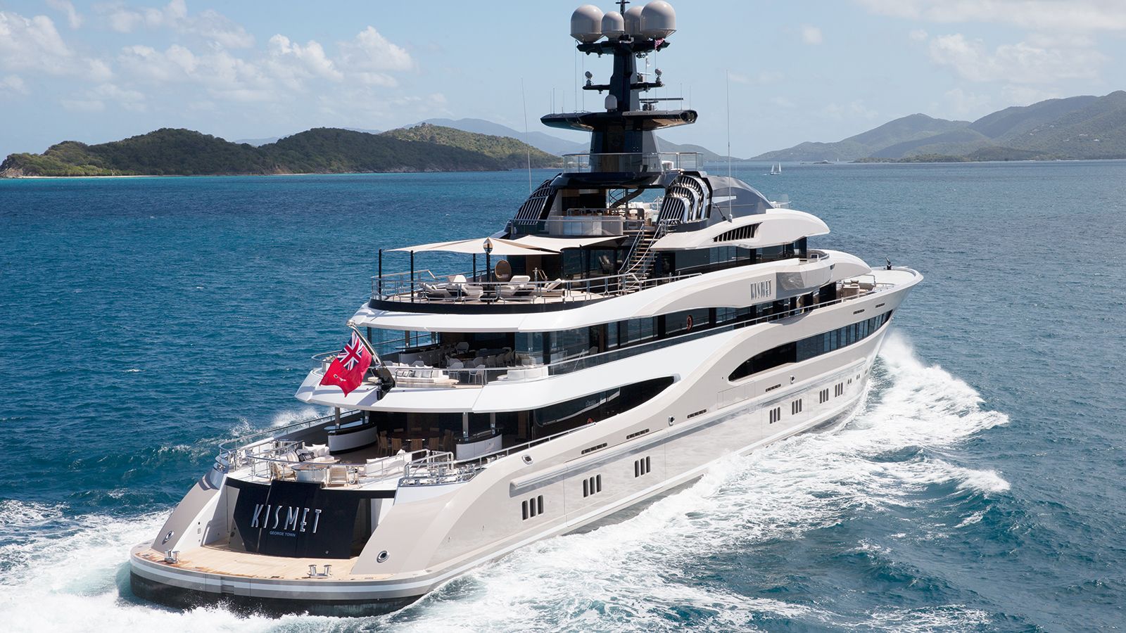 95m superyacht Kismet's winning combination